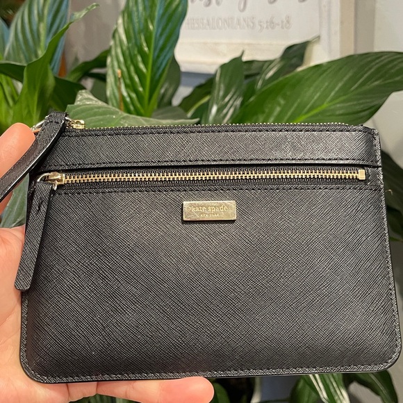 Kate Spade Laurel Way Tinie Black Wristlet - Picture 4 of 10